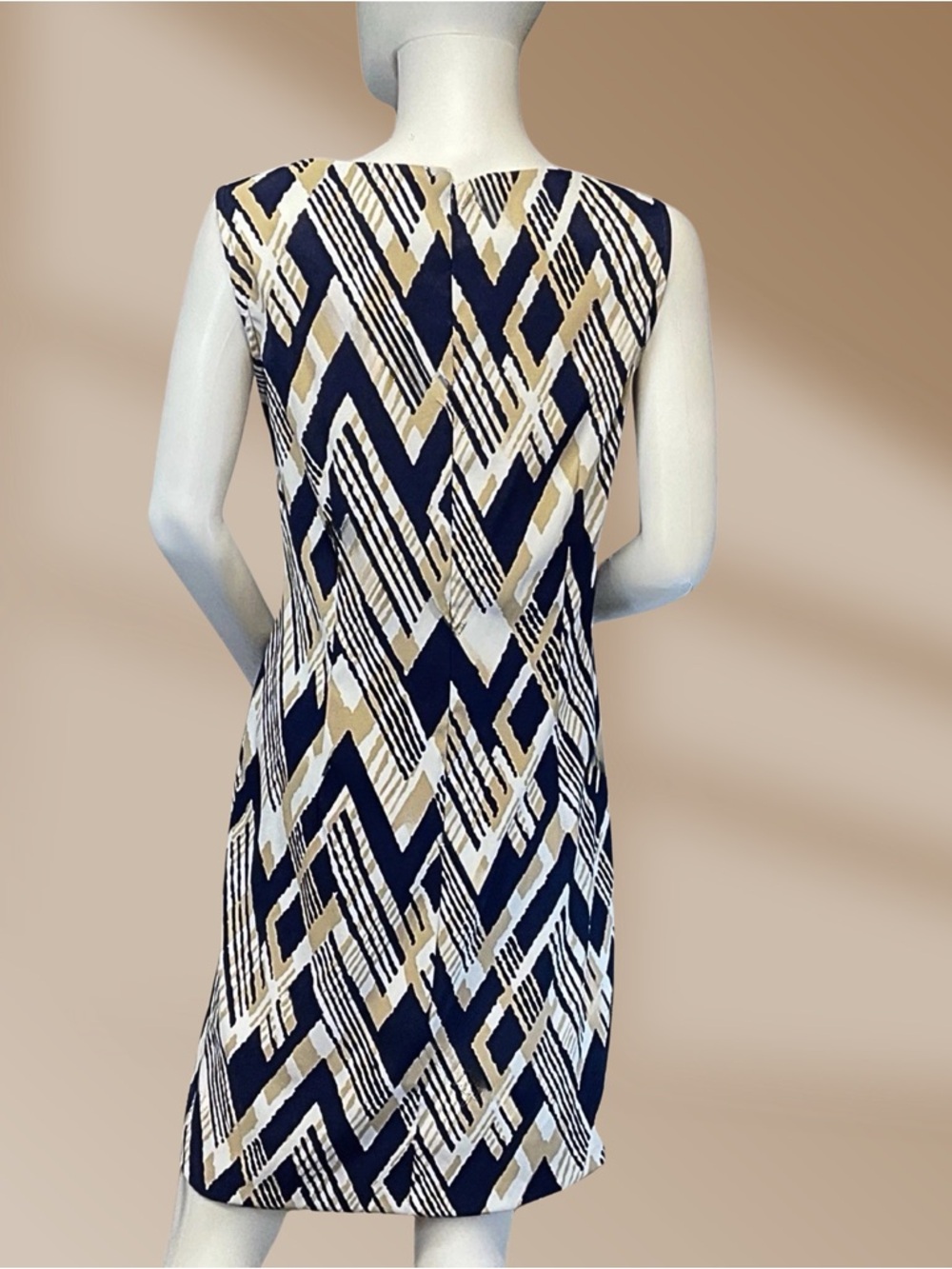Connected Brand Women's Size 12 Navy White Tan Geometric Sheath Dress - Picture 3 of 3